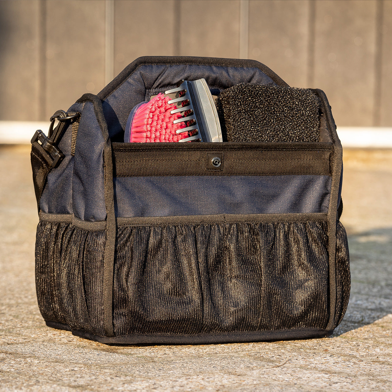 QHP Grooming Bag Mesh
