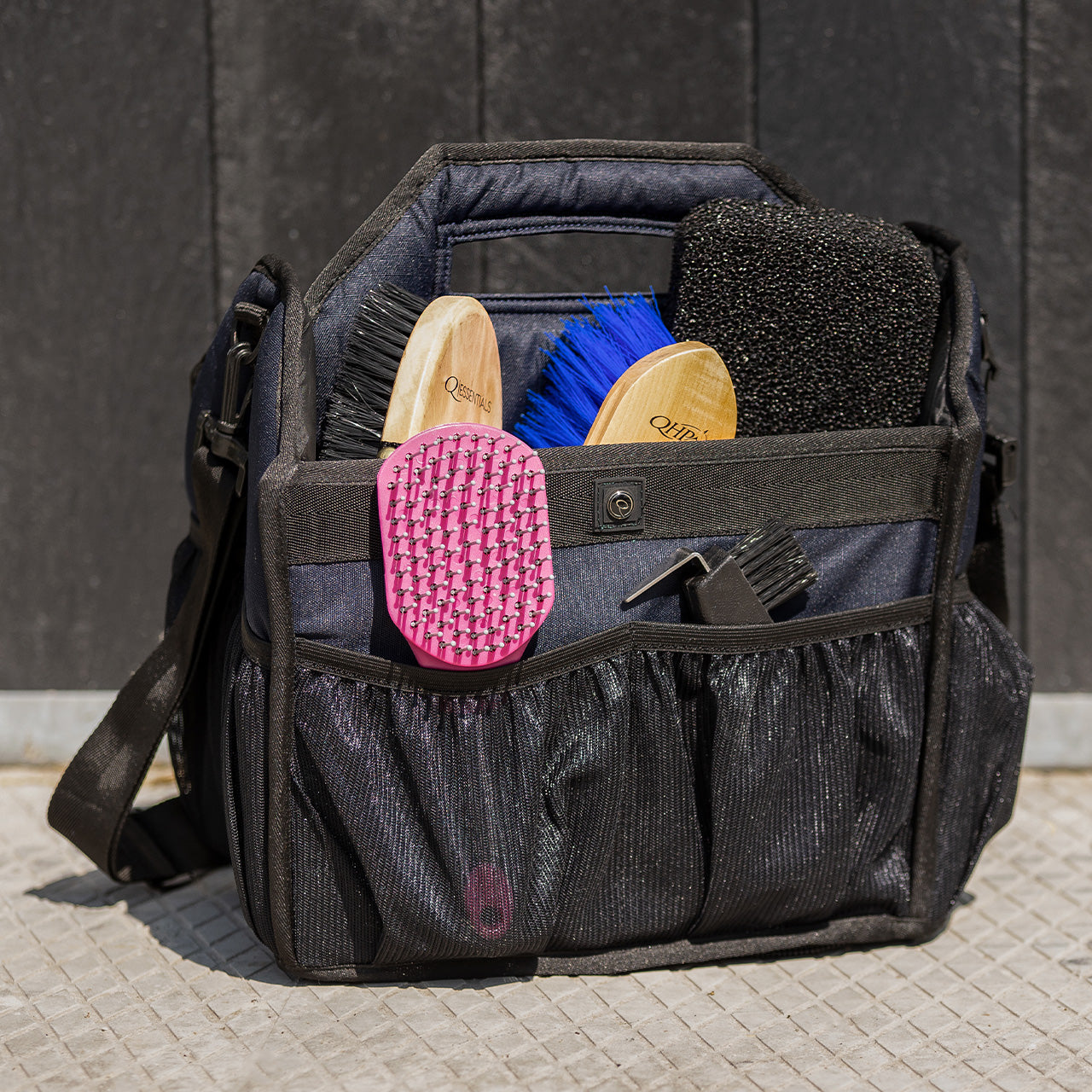 QHP Grooming Bag Mesh